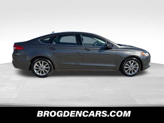 Used 2017 Ford Fusion SE with VIN 3FA6P0H78HR312401 for sale in Garden City, KS
