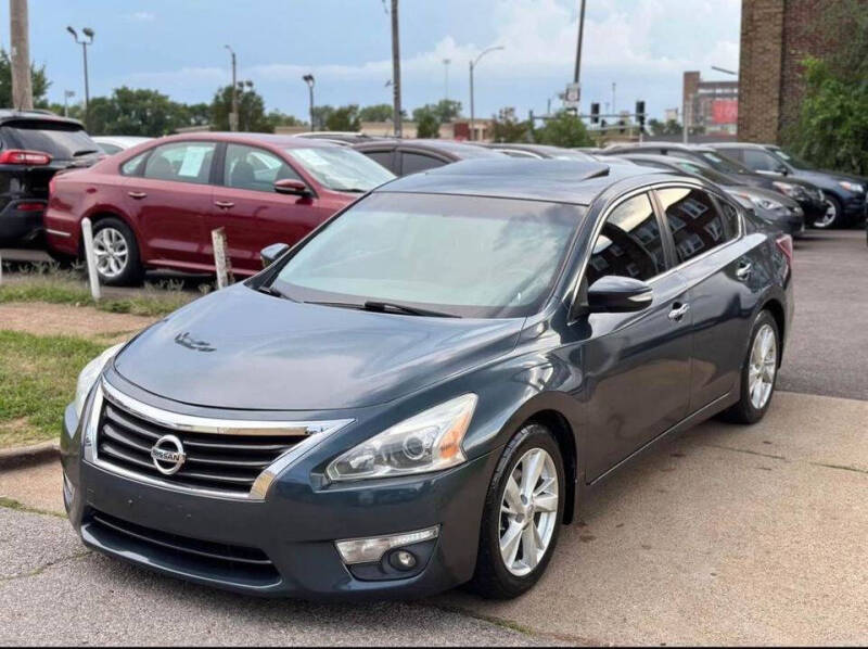 2013 Nissan Altima for sale at ERS Motors, LLC. in Bridgeton MO