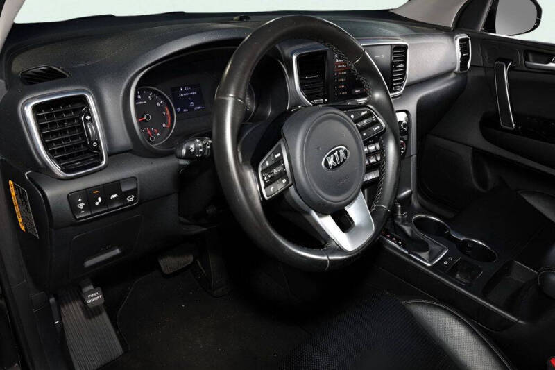 2022 Kia Sportage EX