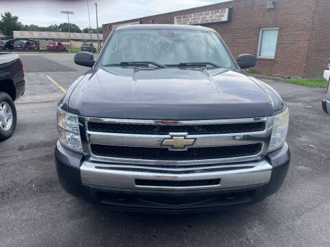 2010 Chevrolet Silverado 1500 for sale at RICK'S AUTO SALES in Logansport IN