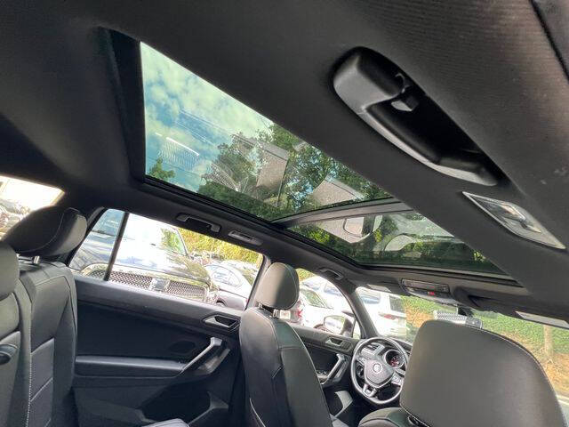 2021 Volkswagen Tiguan SE R-Line Black