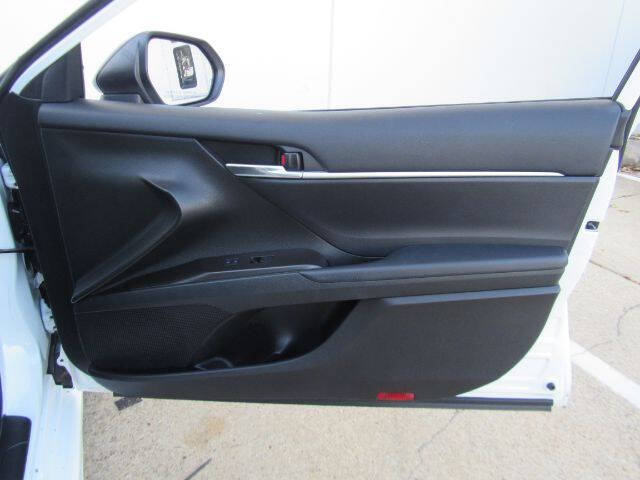 2023 Toyota Camry SE Nightshade