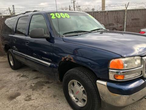 2002 GMC Yukon XL for sale at Square Business Automotive in Milwaukee WI