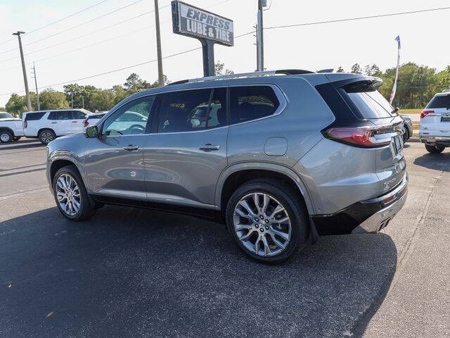 2025 GMC Acadia Denali