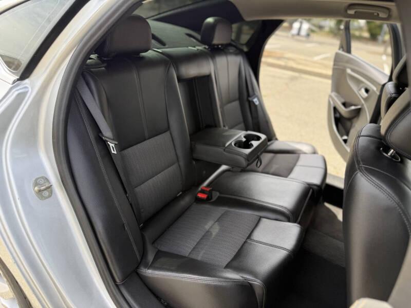 2017 Chevrolet Impala LT