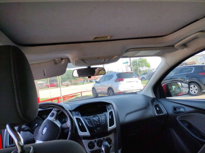 2012 Ford Focus SE