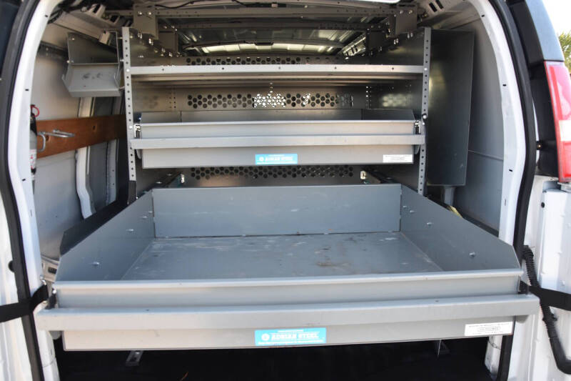 2017 Chevrolet Express 2500