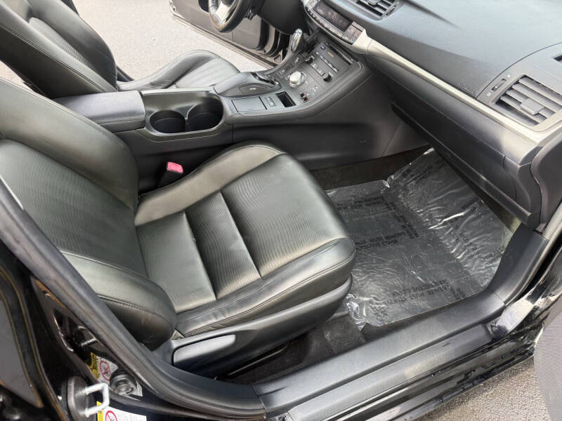 2012 Lexus CT 200h Premium