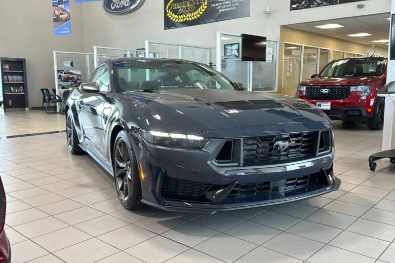 2025 Ford Mustang Dark Horse