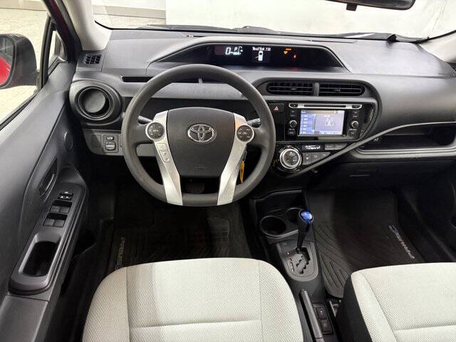 2016 Toyota Prius c One