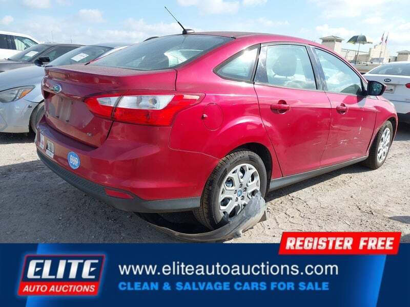 2012 Ford Focus SE
