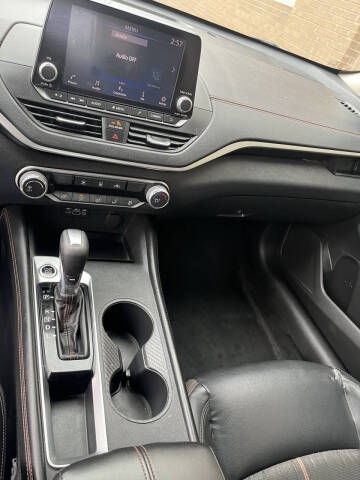 2020 Nissan Altima 2.5 SR