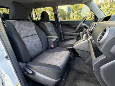 2014 Scion xB