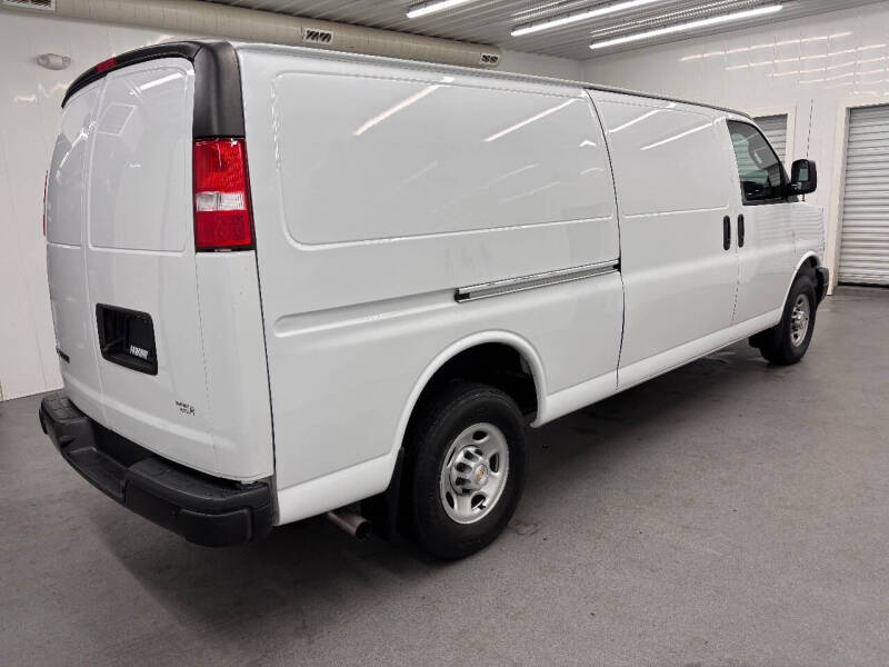 2023 Chevrolet Express 3500