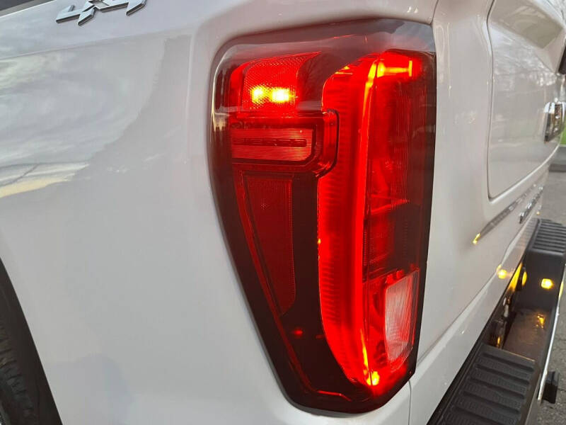 2022 GMC Sierra 1500 SLE