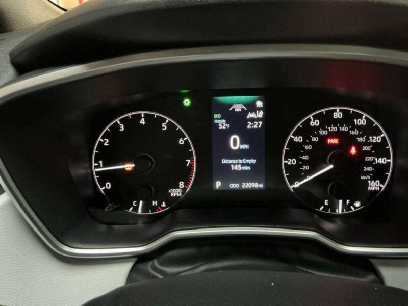 2024 Toyota Corolla Hatchback SE