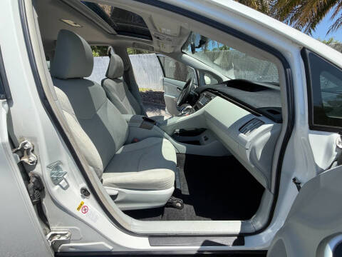 2014 Toyota Prius Three