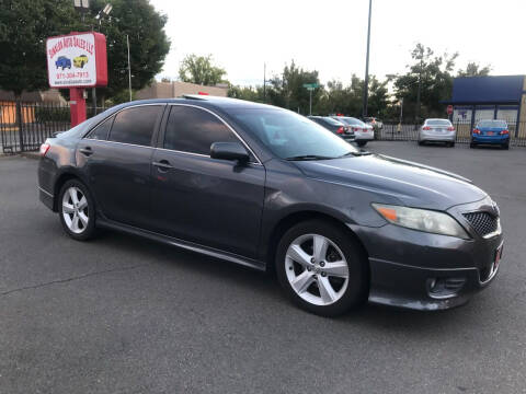 2011 Toyota Camry for sale at Sinaloa Auto Sales in Salem OR