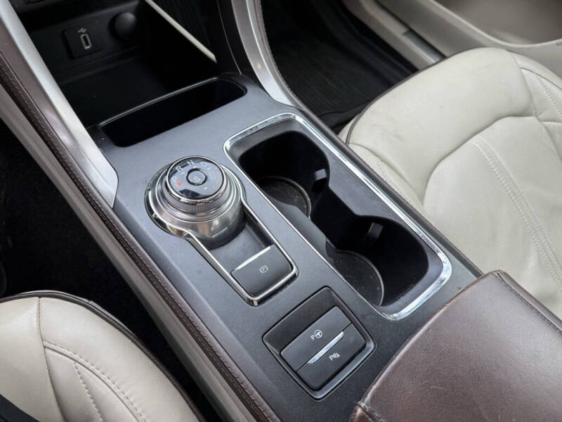 2017 Ford Fusion Platinum