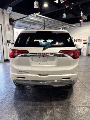 2018 GMC Acadia Denali