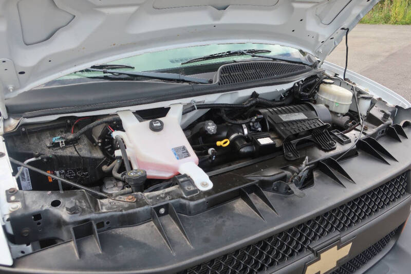 2016 Chevrolet Express 2500