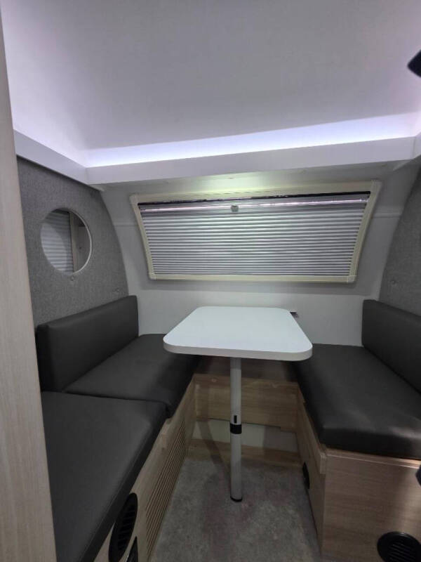 2025 nuCamp RV TAB 400