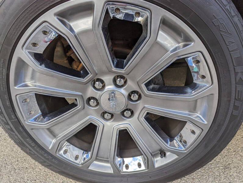 2003 GMC Yukon XL Denali