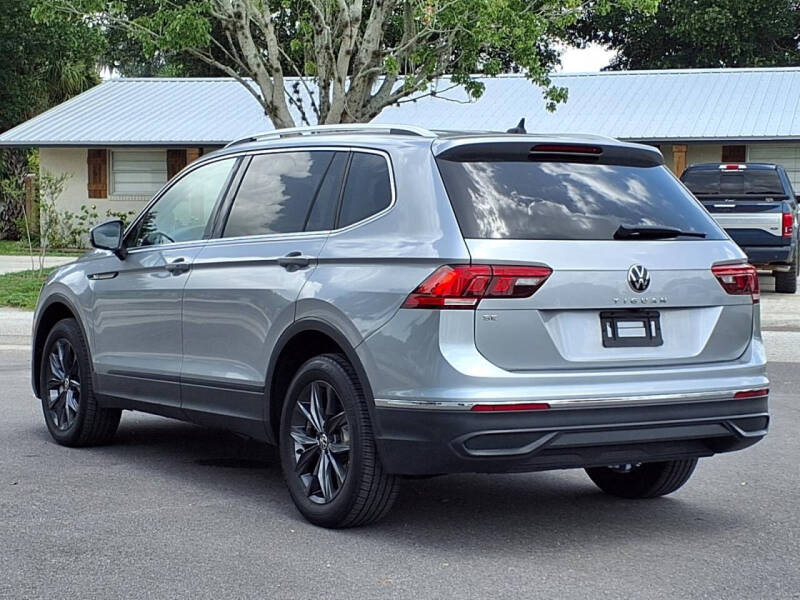 2022 Volkswagen Tiguan SE