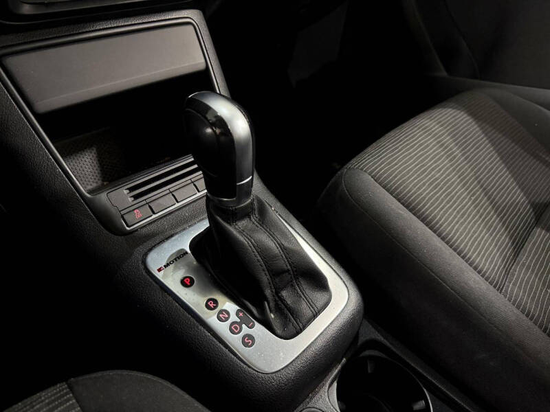 2017 Volkswagen Tiguan 2.0T S 4Motion