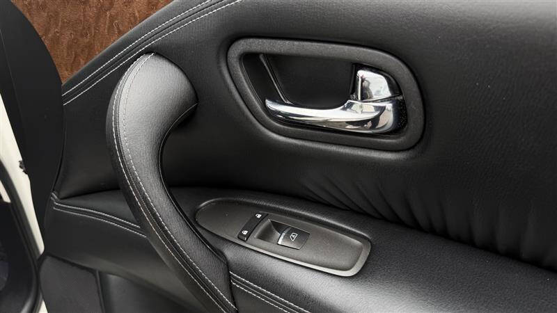 2016 Infiniti QX80