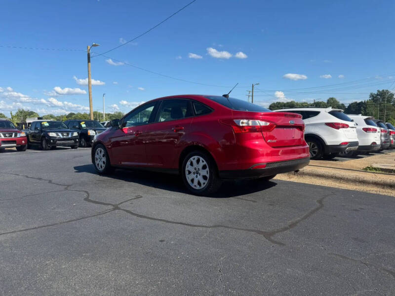 2012 Ford Focus SE