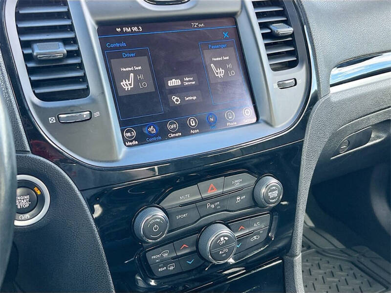 2021 Chrysler 300 S V6