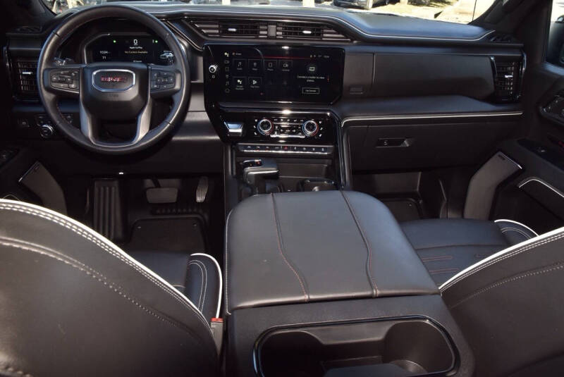 2024 GMC Sierra 1500 AT4X