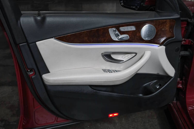 2019 Mercedes-Benz E-Class E 300 4MATIC