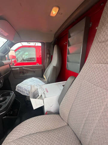 2016 GMC Savana 3500