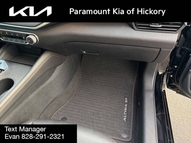 2022 Nissan Altima 2.5 SR