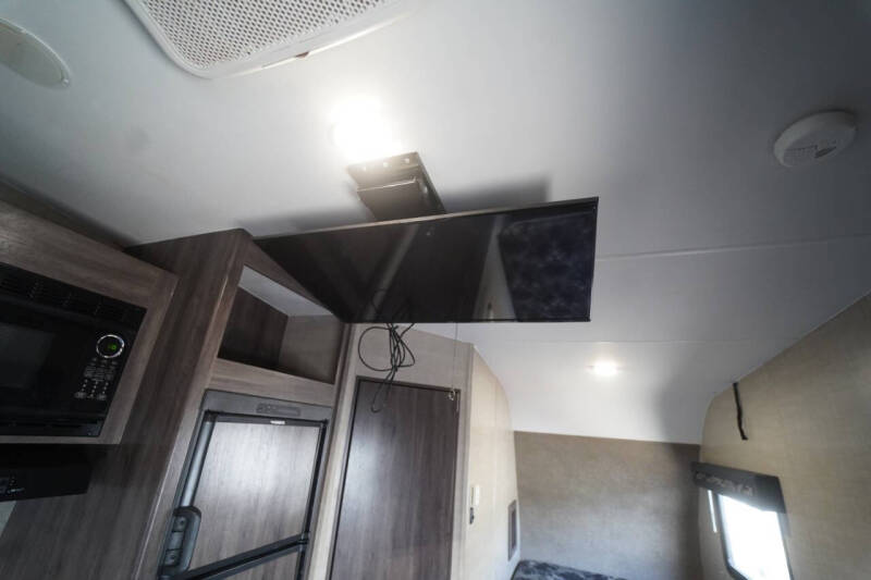2020 Pacific Coachworks Sandsport 2114