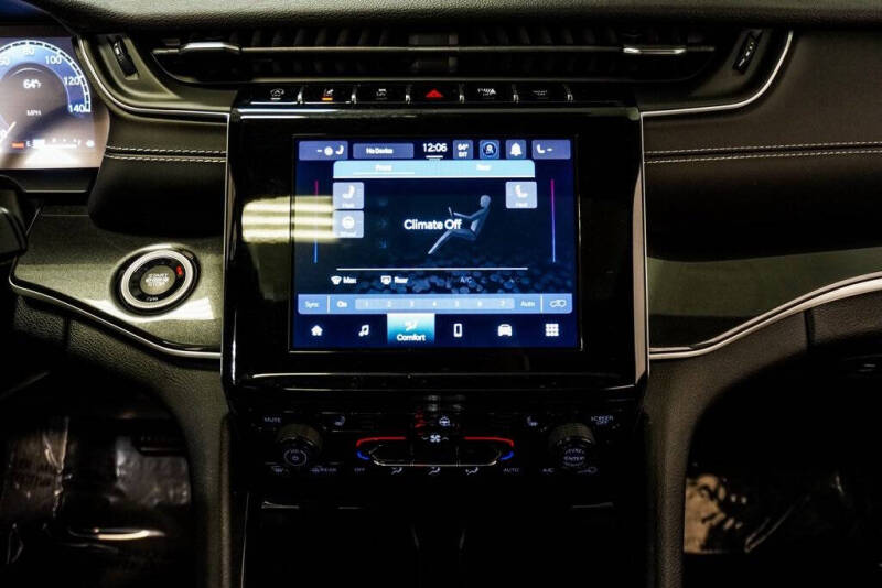 2022 Jeep Grand Cherokee L Altitude