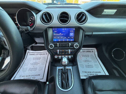 2022 Ford Mustang EcoBoost Premium