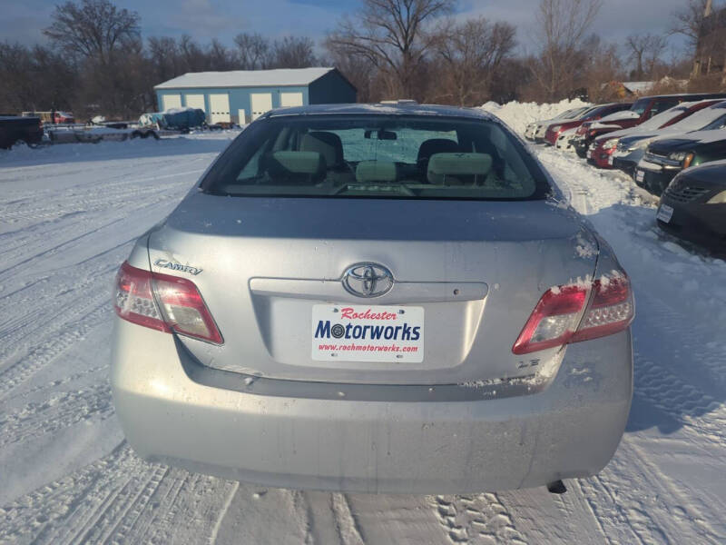 2010 Toyota Camry LE