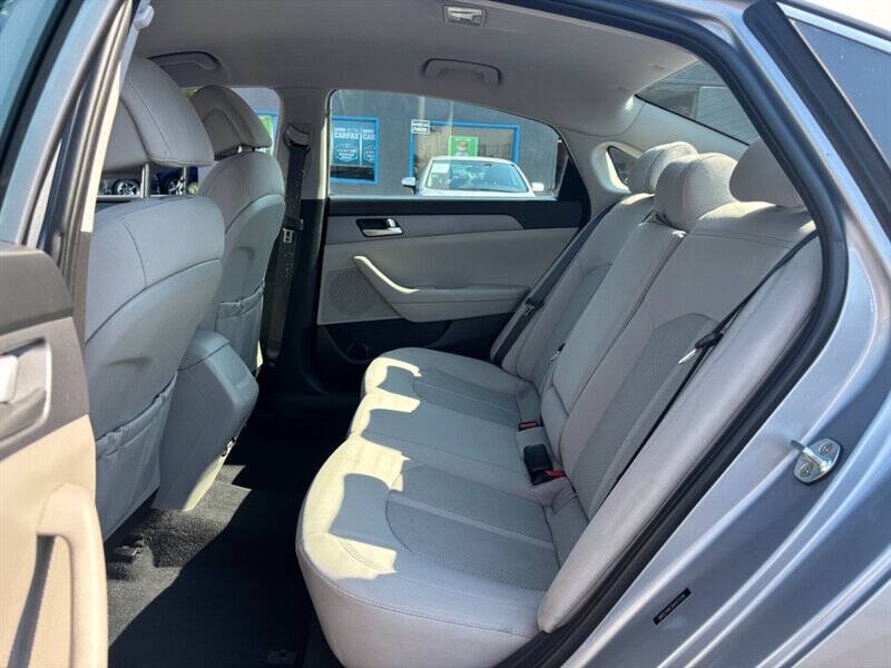 2017 Hyundai Sonata SE