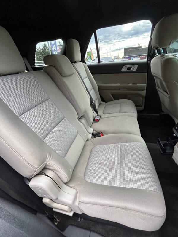 2012 Ford Explorer XLT