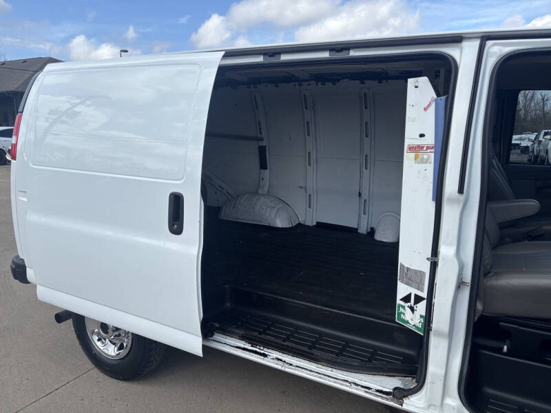 2019 Chevrolet Express 2500