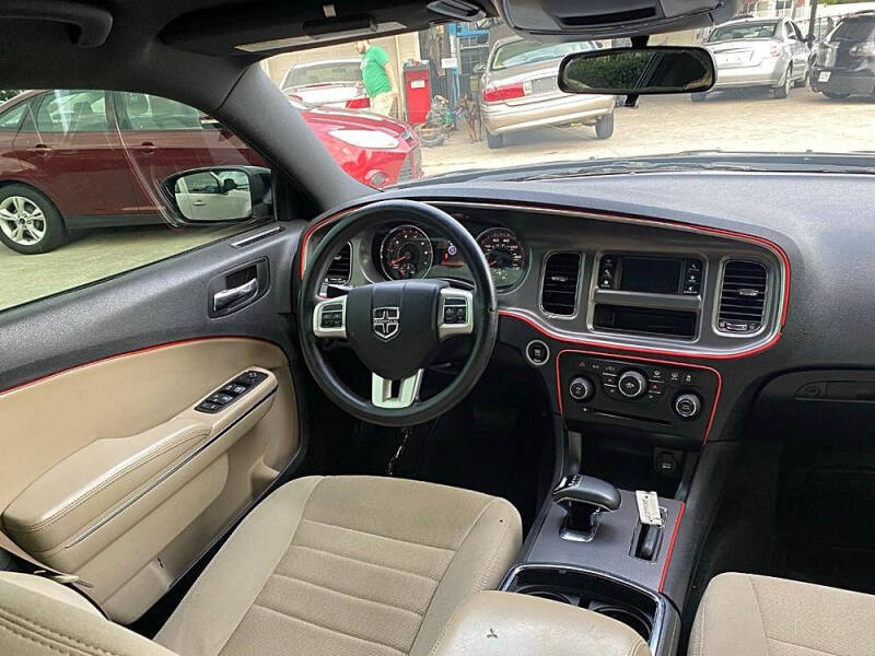 2014 Dodge Charger SE