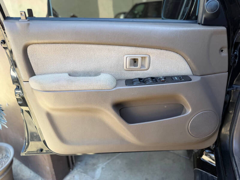 2000 Toyota 4Runner SR5