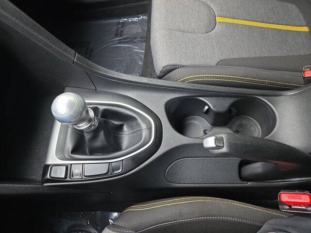 2019 Hyundai Veloster Turbo R-Spec