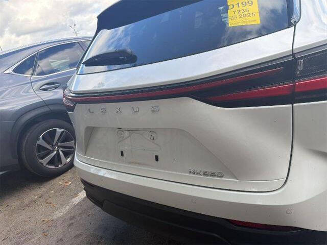 2025 Lexus NX 250 Premium