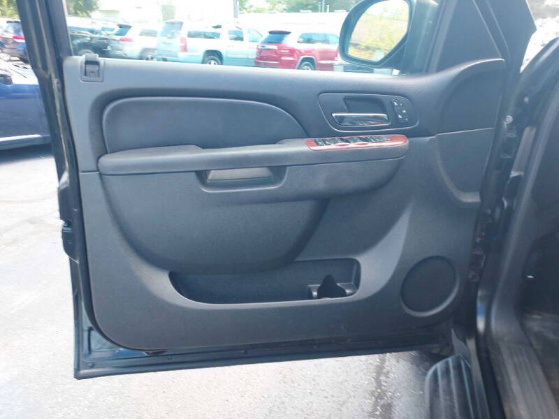 2012 GMC Yukon XL SLT