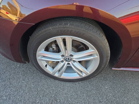 2014 Volkswagen Passat 2.0L TDI SE