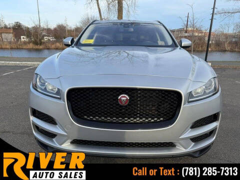 2018 Jaguar F-PACE 25t Premium